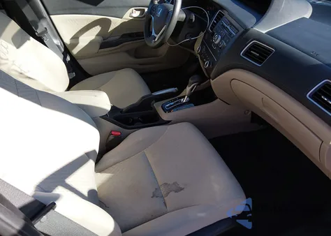 2015 Honda Civic Lx z USA, uszkodzony, nr VIN 19XFB2F53FE271900